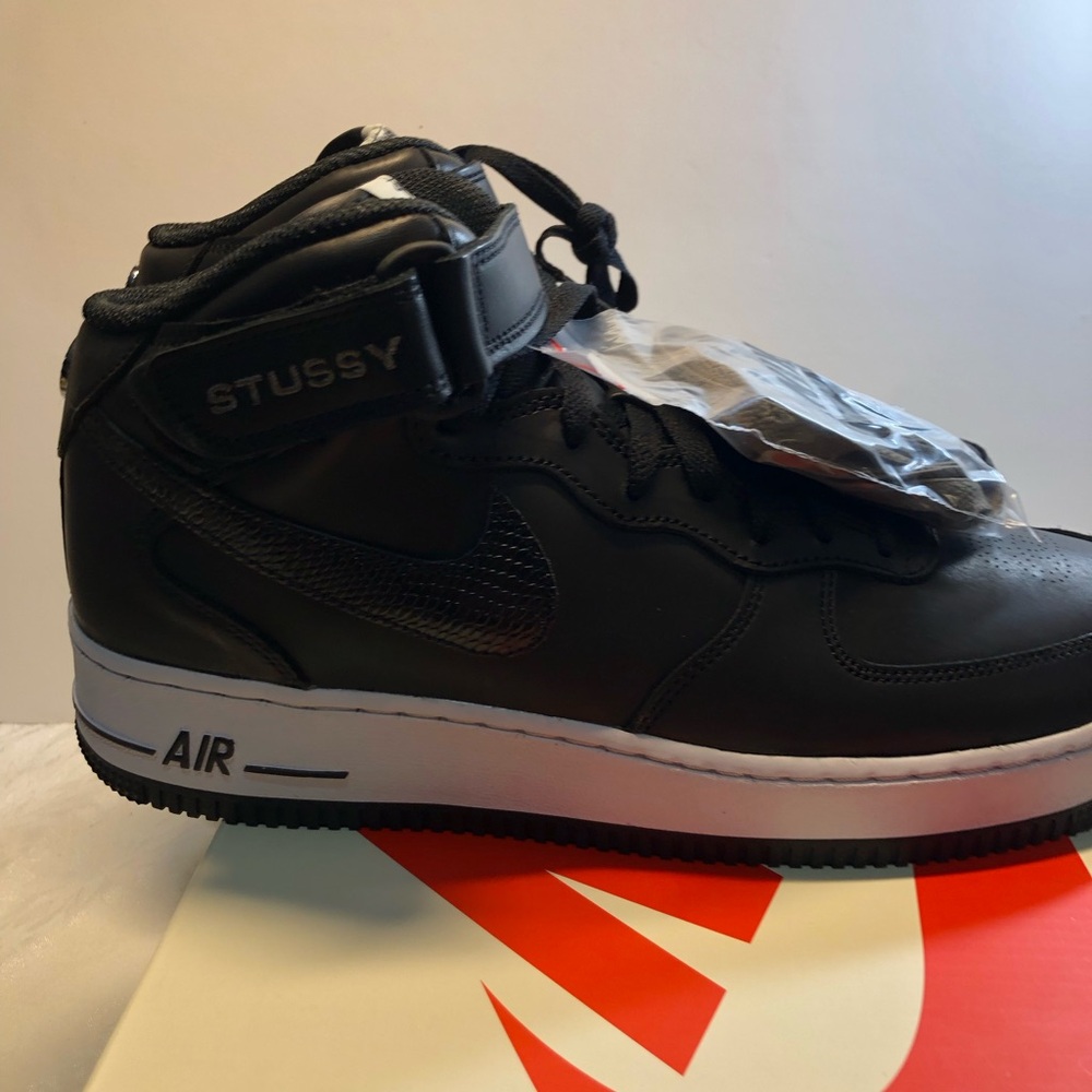 Nike x Stussy Air Force 1 Mid Luxe Black Snakeskin Men’s 9.5 Women’s 11 New - Picture 16 of 16